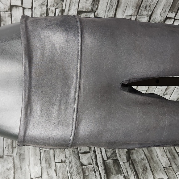 Spanx Faux Leather Pants - Picture 3 of 5